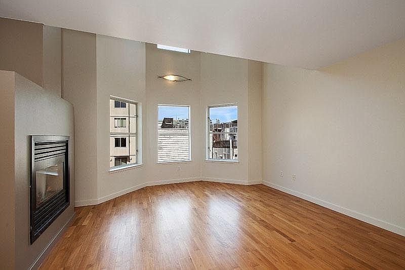 1st image of 1720 Clay St APT 11