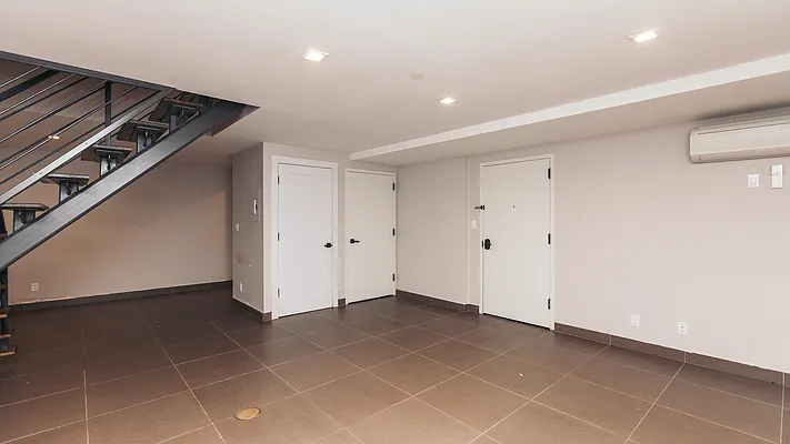 Rented by Nooklyn NYC LLC | media 13