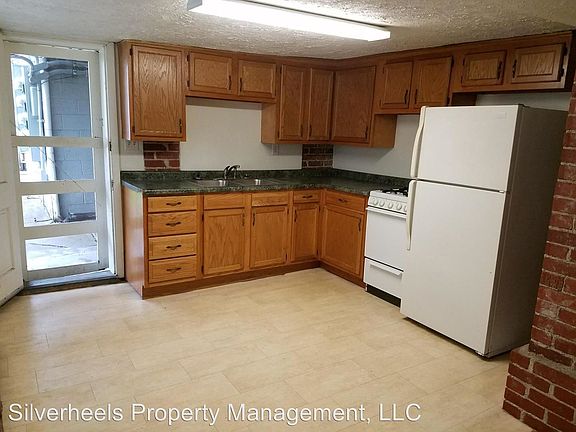 4th image of 205 Scammel St APT 6