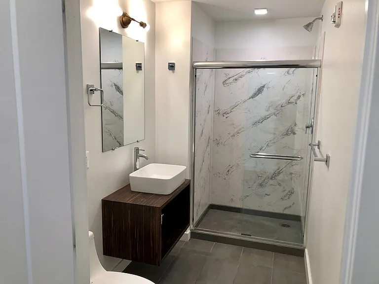824 N Calvert St — Photo 46
