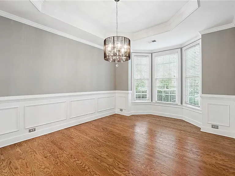 230 Brookeivey Ln — Photo 4