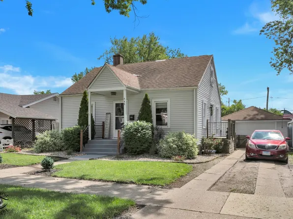 448 N Michigan Ave, Bradley, IL 60915