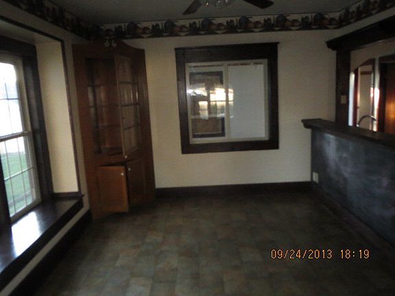 2nd image of 625 Davids St