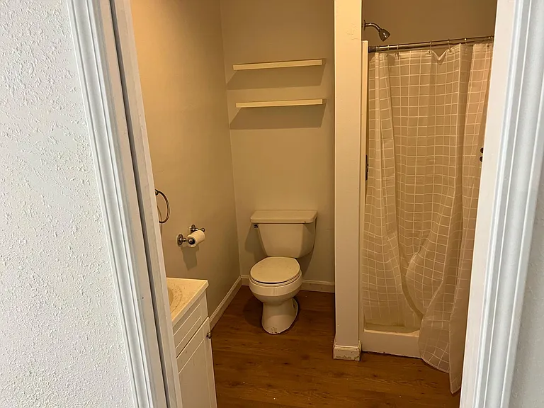 Unit 2 - Bathroom
