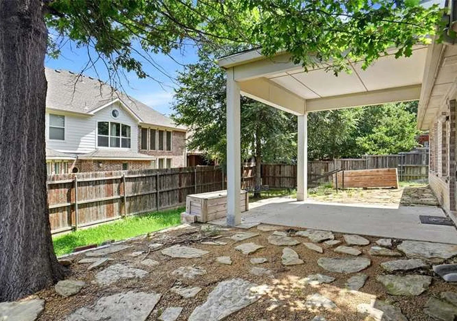 Bright, Open & Move-In Ready: Skylit Kitchen Overlooking the Family Room — Photo 4