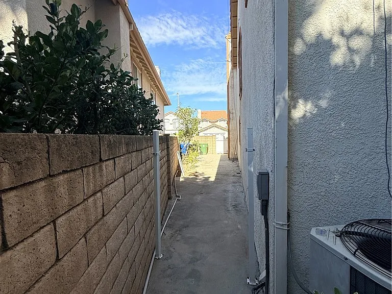 12022 Falcon Crest Way — Photo 48