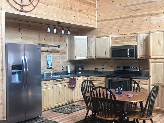 2nd image of 10538 Wildflower Dr