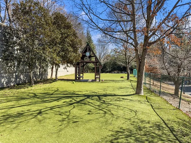 378 Bill Kennedy Way SE — Photo 62
