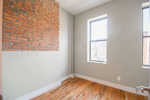 Rented by Nooklyn NYC LLC | media 11