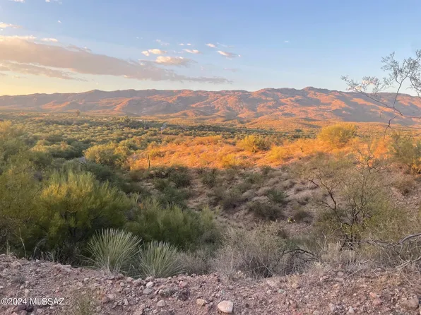 7515 S Camino Loma Alta, Tucson, AZ 85747