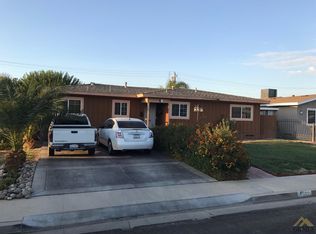 1621 8th Ave, Delano, CA 93215