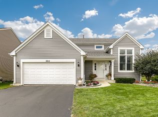 5815 Lucerne Ln, Lake In The Hills, IL 60156