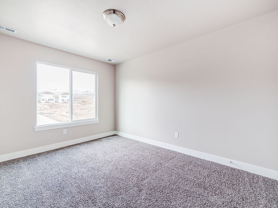 1st image of 4419 W Glendon Dr #Basement