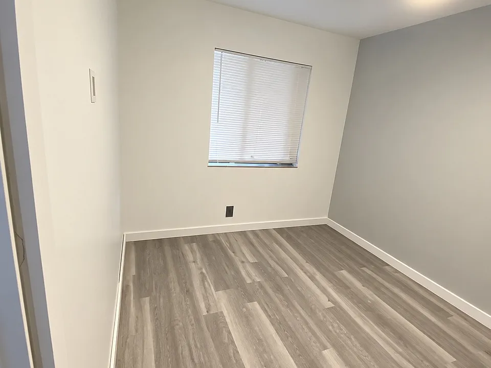 5190 Las Verdes Cir #114