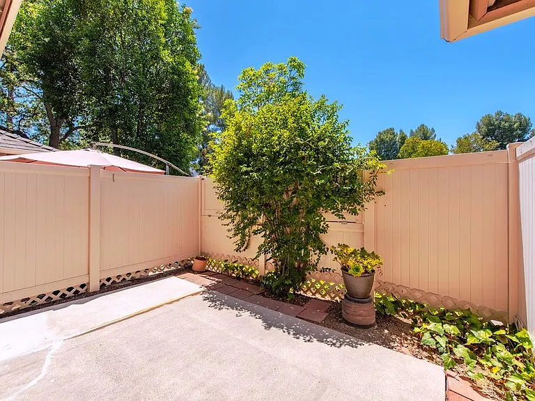 28832 Conejo View Dr — Photo 15