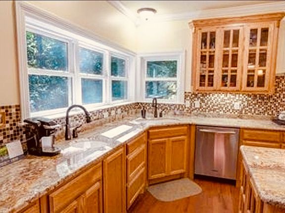 Amazing Kitchen 