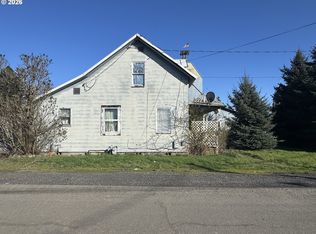 210 6th St, Amity, OR