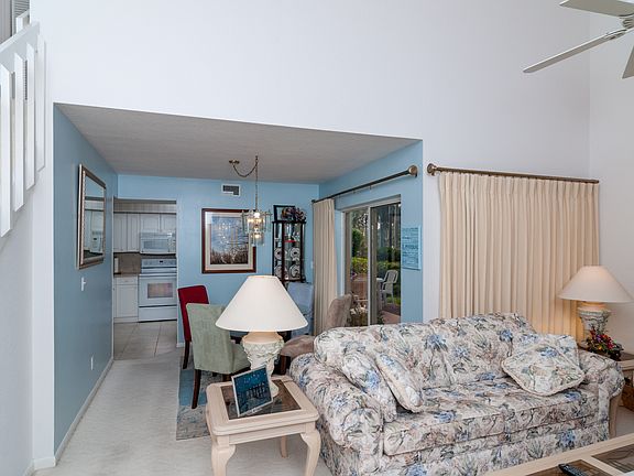 2nd image of 6108 Mirada Cir #19