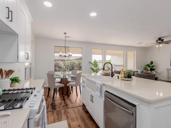 24812 S PLEASANT Court, Sun Lakes, AZ 85248
