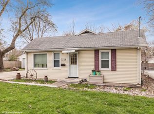 2728 Merle Hay Rd, Des Moines, IA 50310