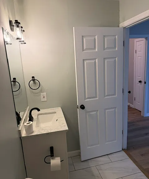 407 E Shelby St — Photo 11