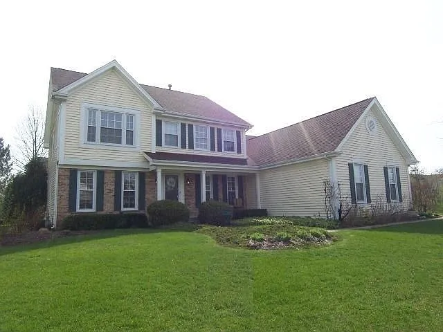 383 Old Wood Ct photo 1