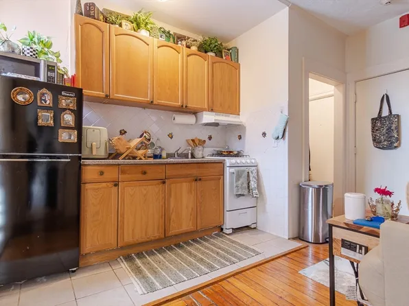 1234 Commonwealth Ave, Allston, MA