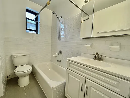 Rented by Compass | media 9