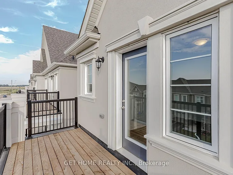 1909 Thames Cir — Photo 38