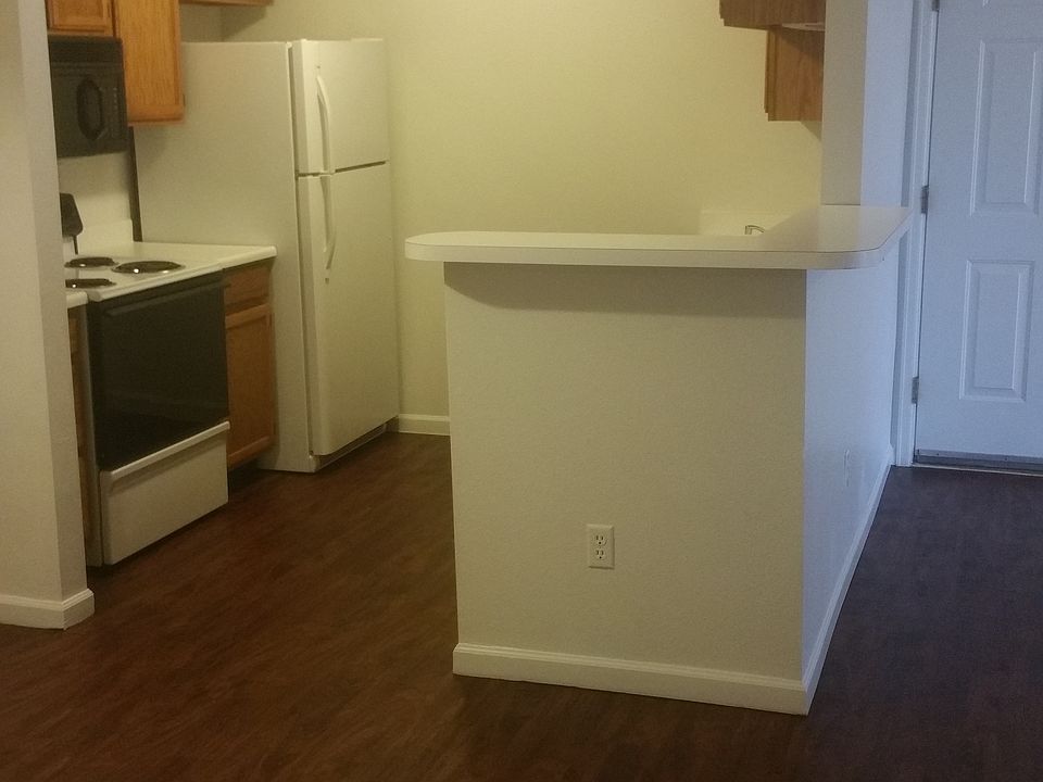 College Park Condominiums 2820 17th Ave Greeley CO Zillow