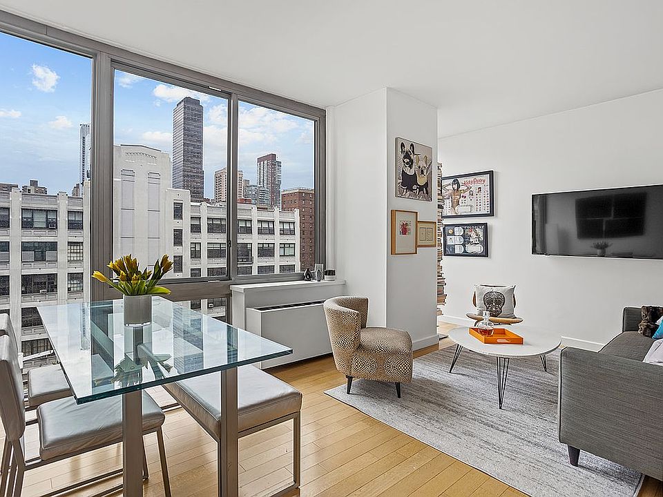 1st image of 225 W 60th St APT 9D
