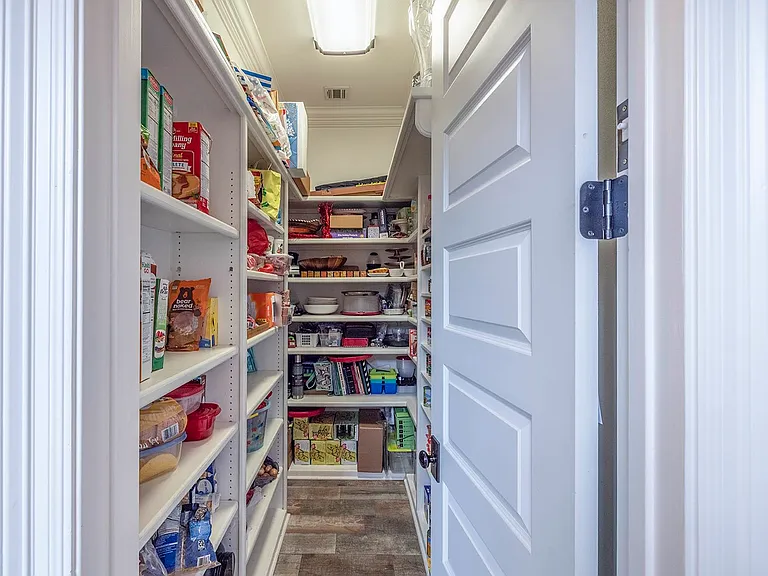 111 Gentle Oak Blvd — Photo 8