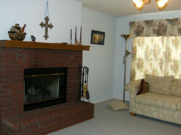living room, wb fireplace