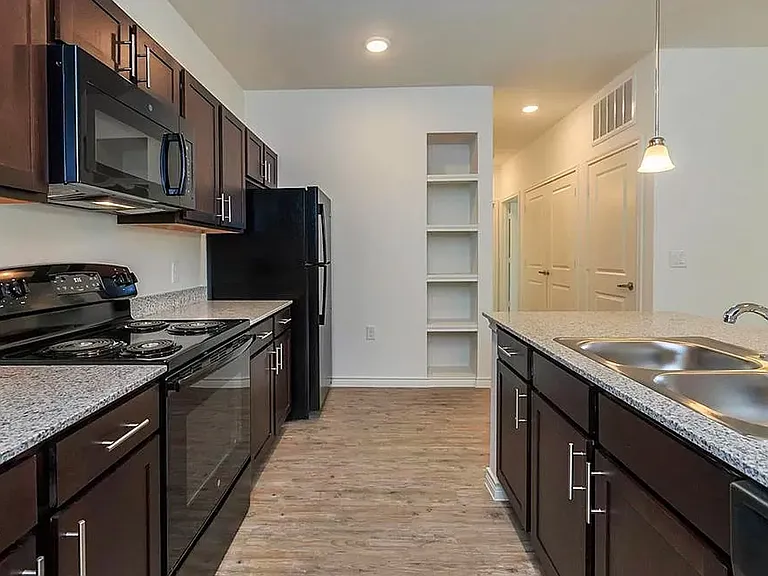 6752 Titian Ave #6752 — Photo 3