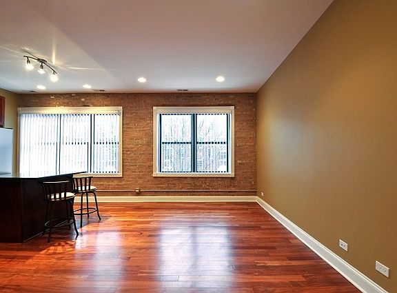 3rd image of 2050 W Hood Ave APT 3a
