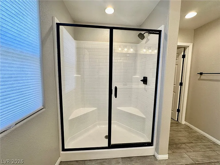 10216 Ullom Dr — Photo 14