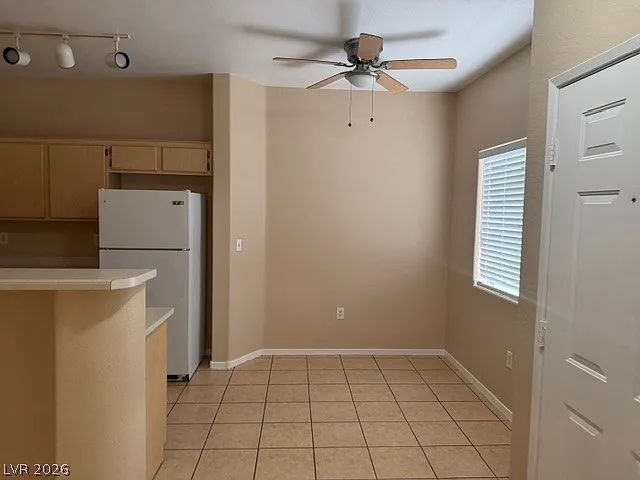 2 bed, 2.0 bath, 968 sqft, $1,495 — Photo 3