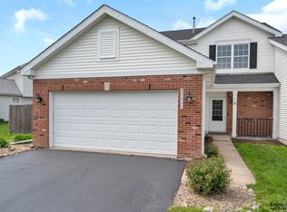 28808 Sawmill Ln, Lakemoor, IL