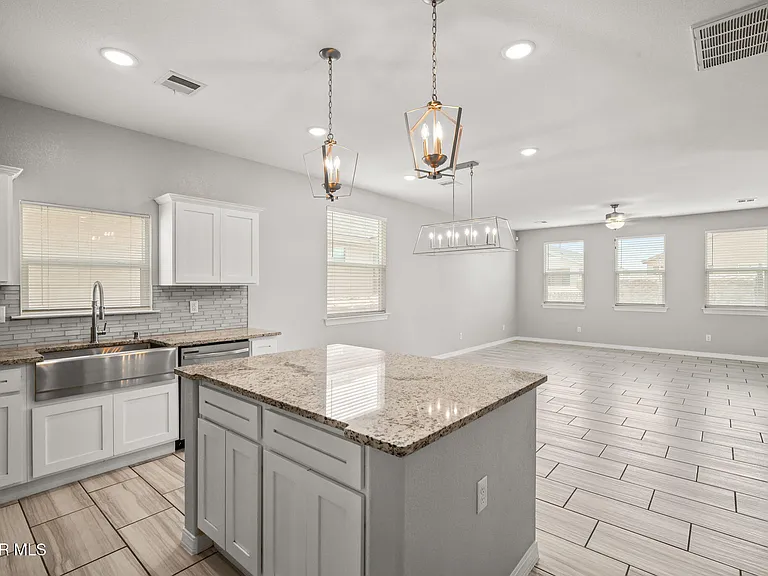 14760 Sam Garcia Ave — Photo 9