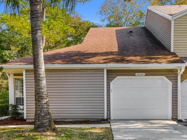 8549 Sturbridge Cir E