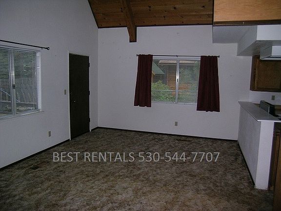 4th image of 711 Julie Ln