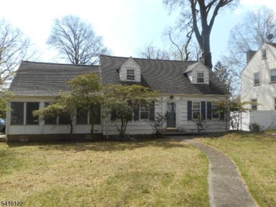 52 E Sumner Ave, Roselle Park, NJ, 07204