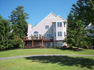 107 Golf View Lane, Hawley, PA 18428