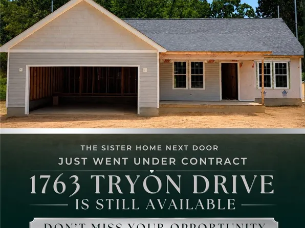 1763 Tryon Dr, Fayetteville, NC 28303