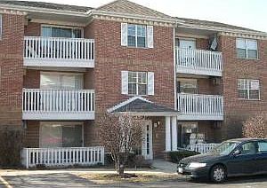 1st image of 6560 W Belmont Ave APT 103