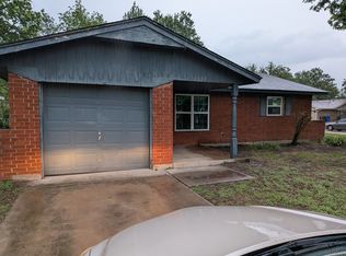 1039 Raleigh Cir, Norman, OK 73071