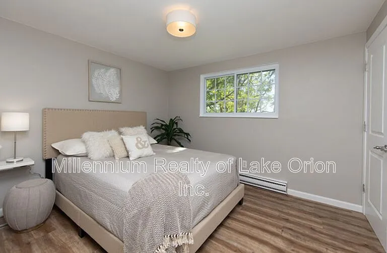 9941 Dixie Hwy #4 — Photo 12