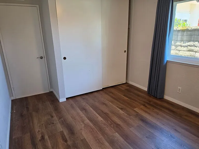27351 Allariz — Photo 28