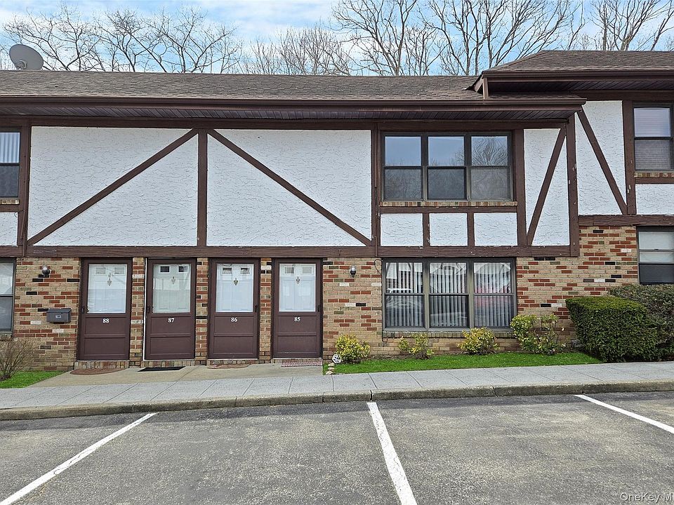 1st image of 86 Bailey Court #86