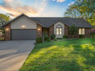 3250 N National Ave, Springfield, MO 65803